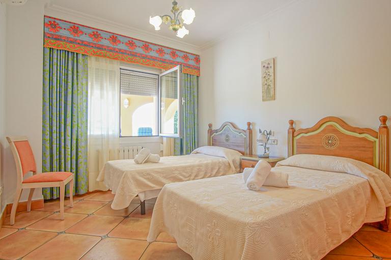 Property thumbnail 11