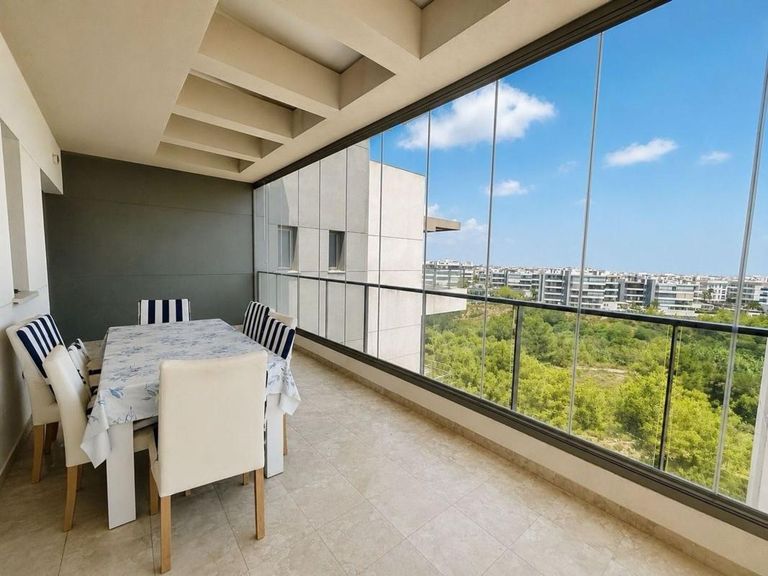 Property thumbnail 7