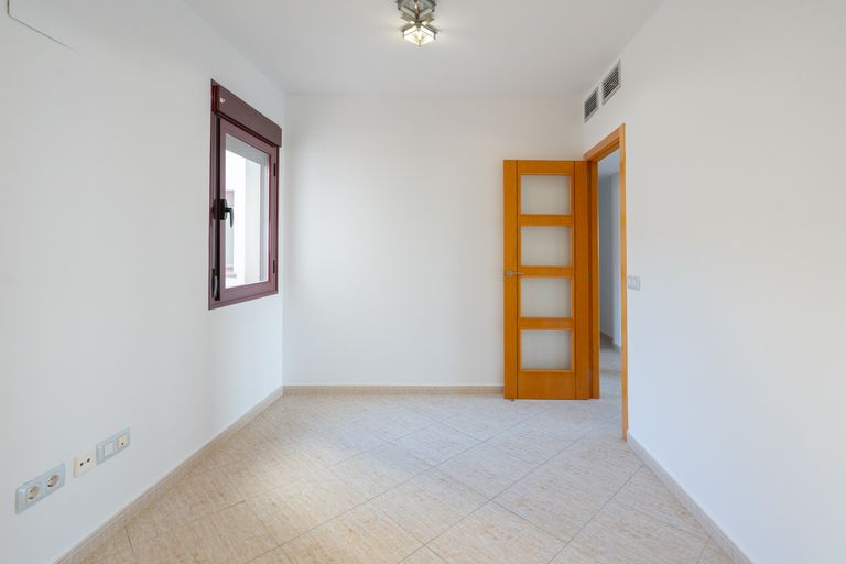 Property thumbnail 10