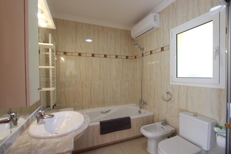 Property thumbnail 16