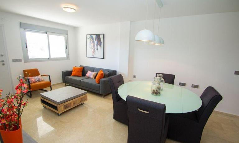 Property thumbnail 9