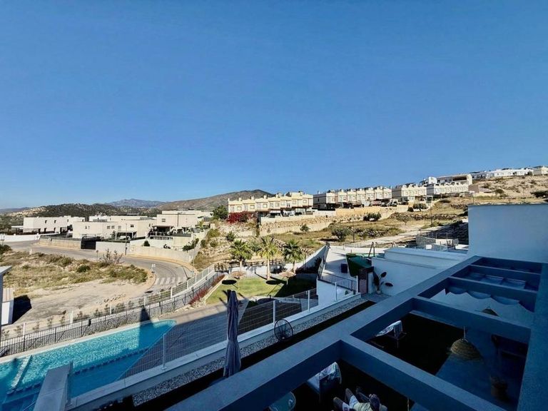 Property thumbnail 26