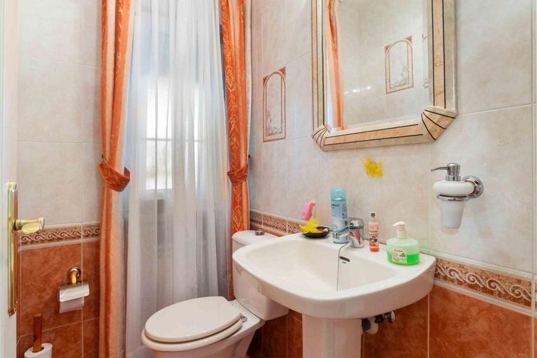 Property thumbnail 13