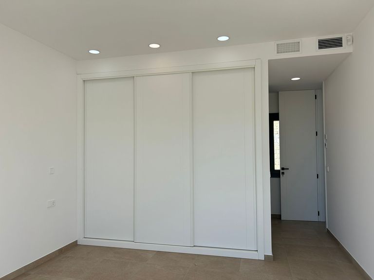 Property thumbnail 18