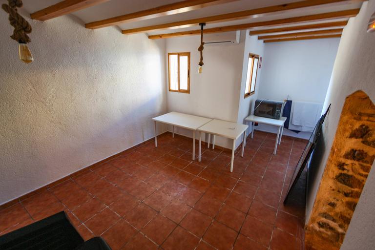 Property thumbnail 2