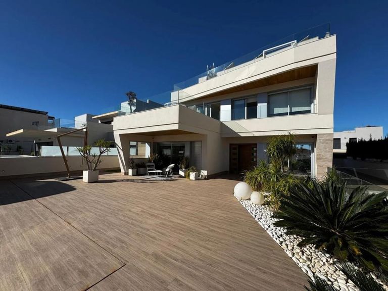 Property thumbnail 5