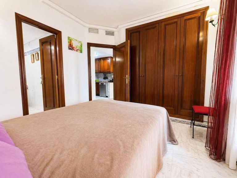 Property thumbnail 7