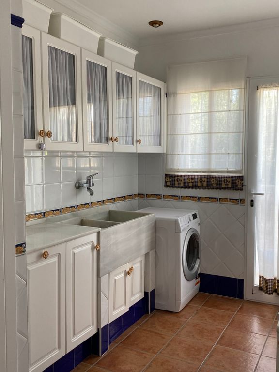 Property thumbnail 6