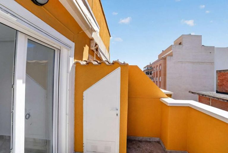 Property thumbnail 13