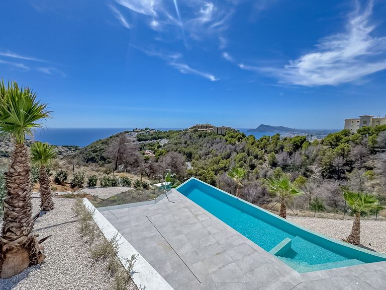 Property thumbnail 4