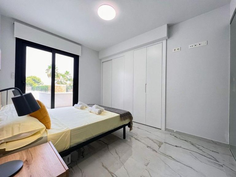 Property thumbnail 24