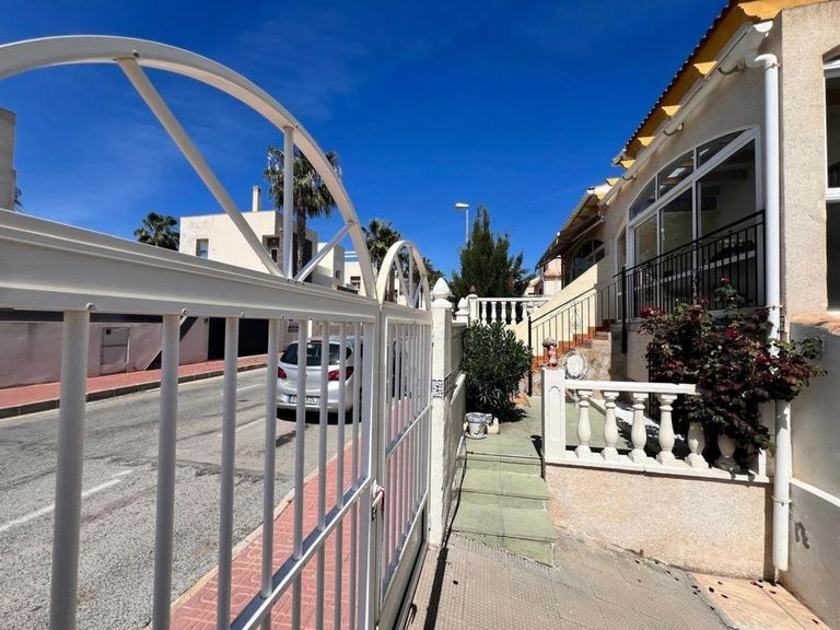 Property thumbnail 9