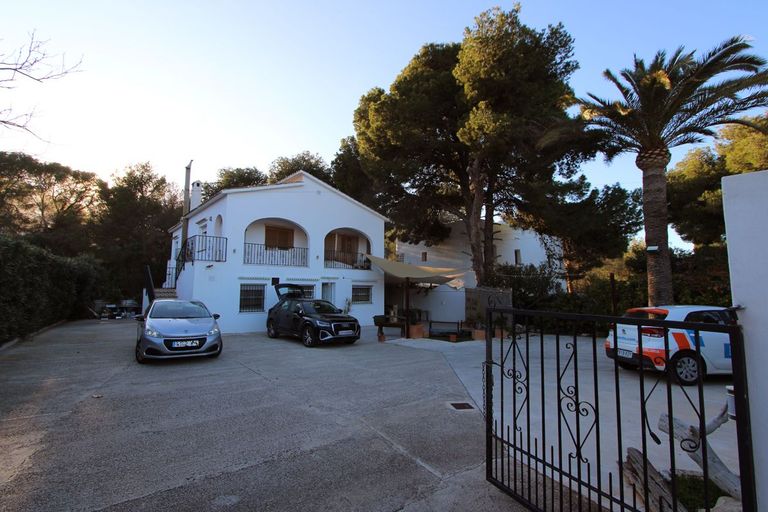 Property thumbnail 1