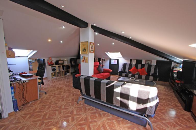 Property thumbnail 24