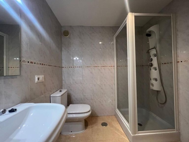 Property thumbnail 10