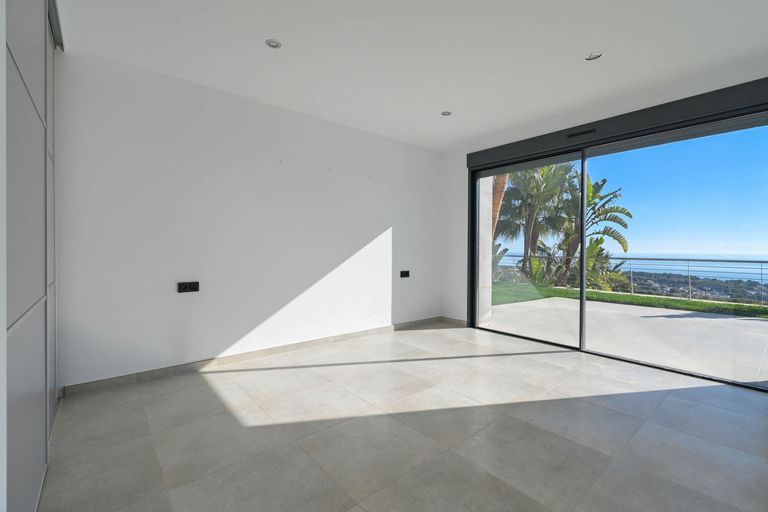 Property thumbnail 11