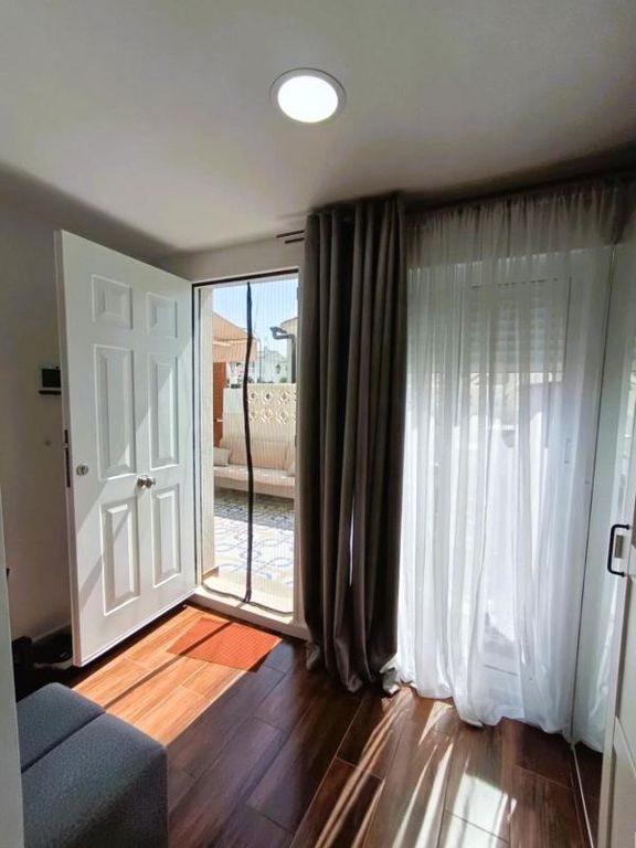 Property thumbnail 6