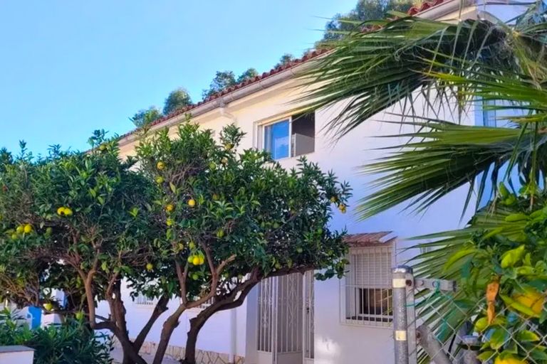 Property thumbnail 25