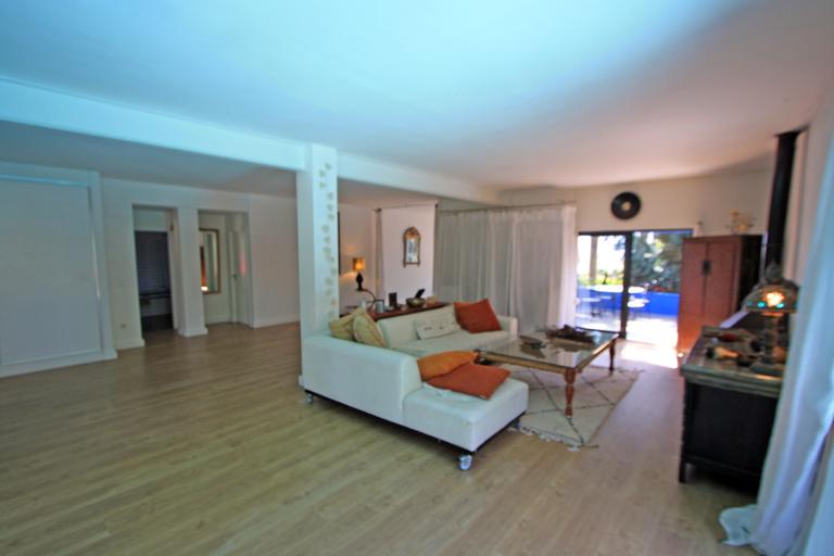 Property thumbnail 12