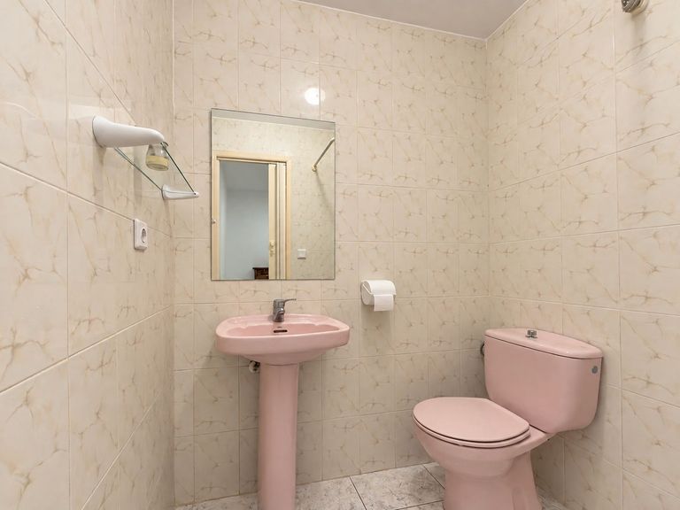 Property thumbnail 24