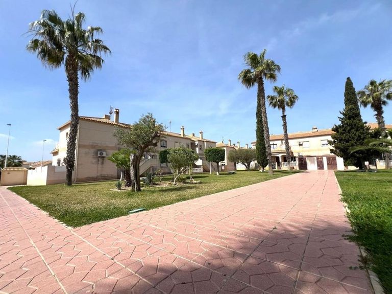 Property thumbnail 23