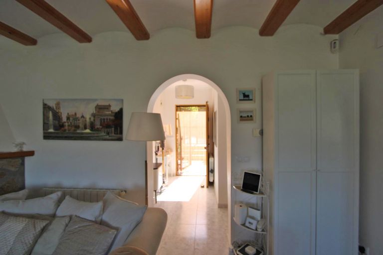 Property thumbnail 4