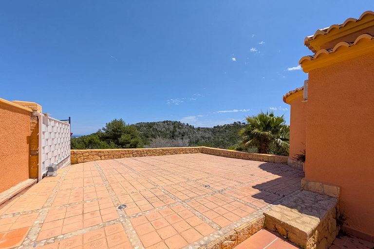 Property thumbnail 6