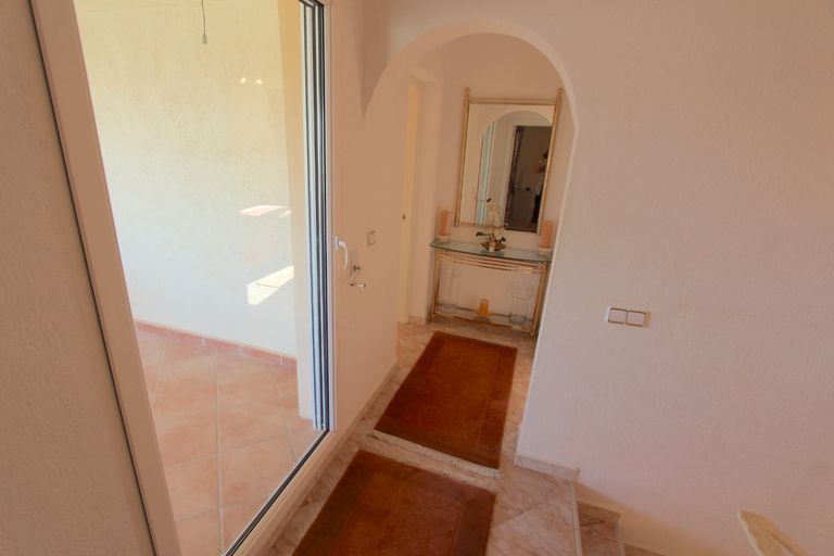 Property thumbnail 24