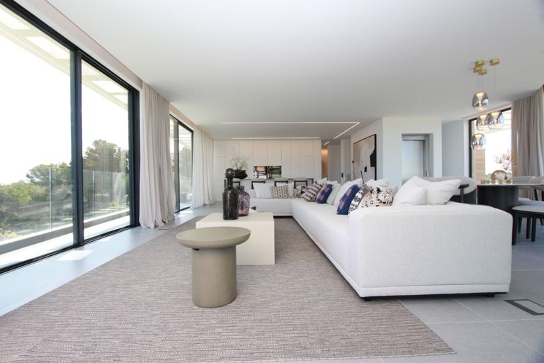 Property thumbnail 9