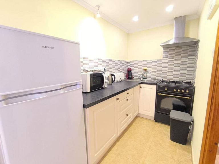 Property thumbnail 18