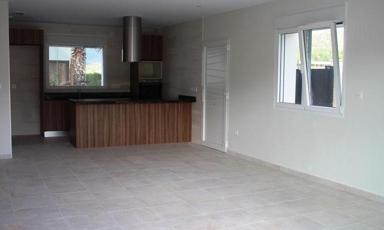 Property thumbnail 6