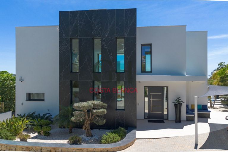 Property thumbnail 1