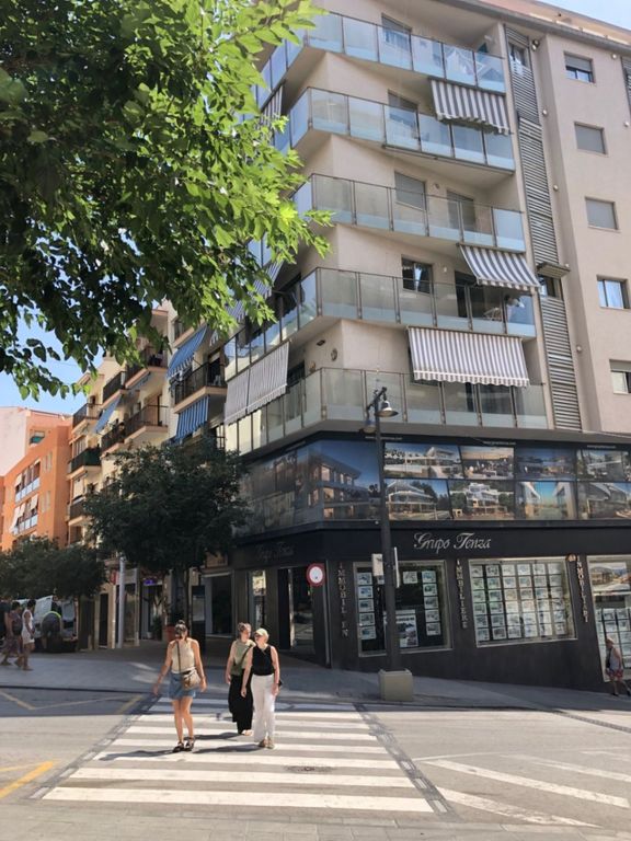Property thumbnail 1