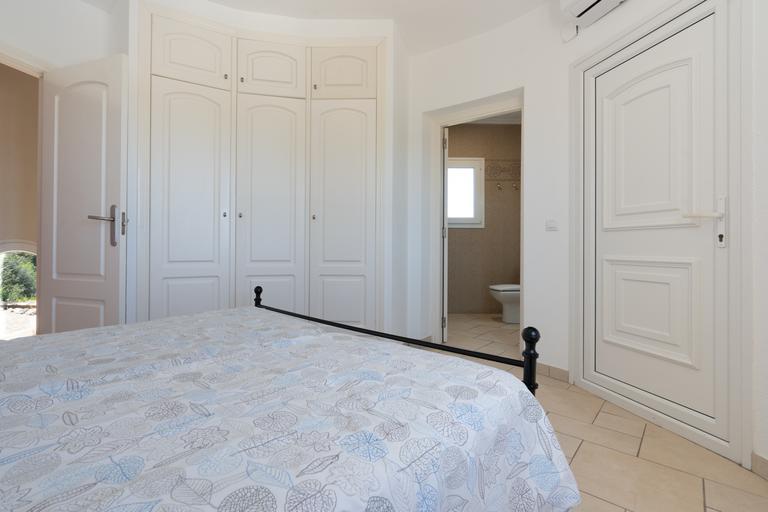 Property thumbnail 36