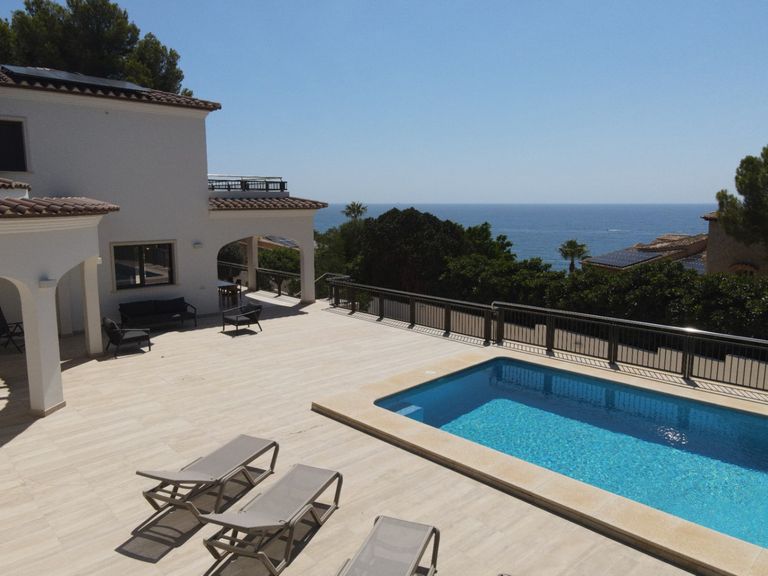 Property thumbnail 2