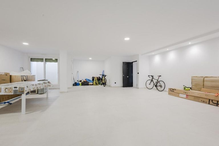 Property thumbnail 24