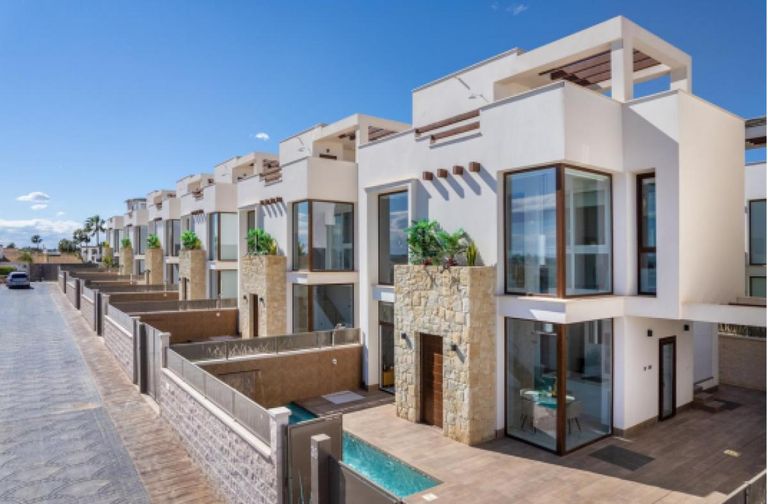 Property thumbnail 1
