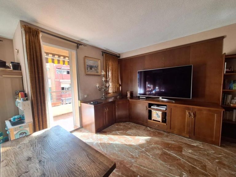 Property thumbnail 4