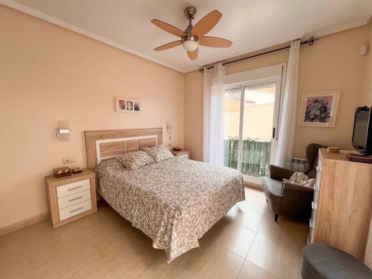 Property thumbnail 24