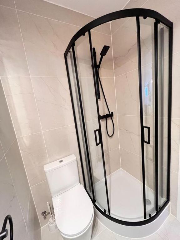 Property thumbnail 19
