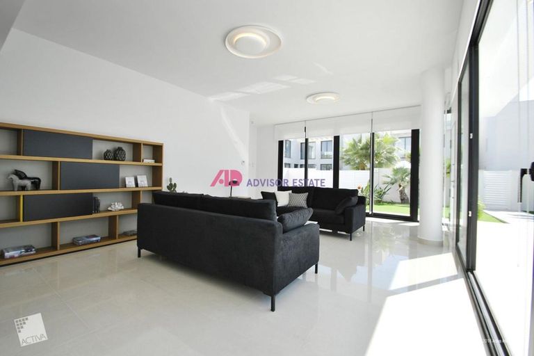 Property thumbnail 14