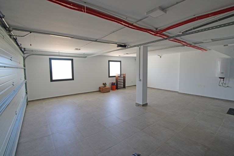 Property thumbnail 33