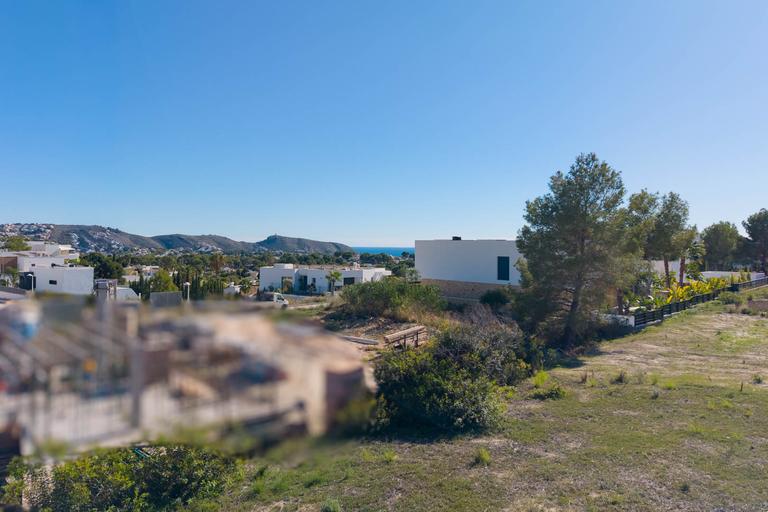 Property thumbnail 1