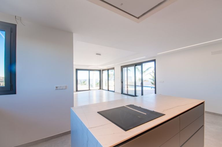 Property thumbnail 8