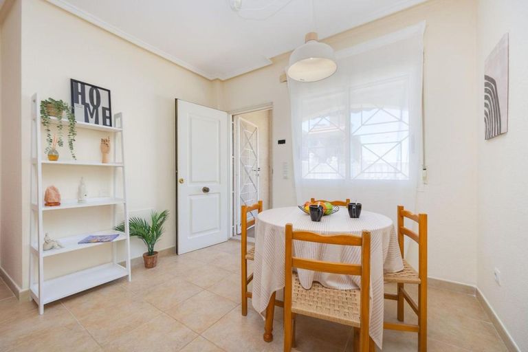 Property thumbnail 23