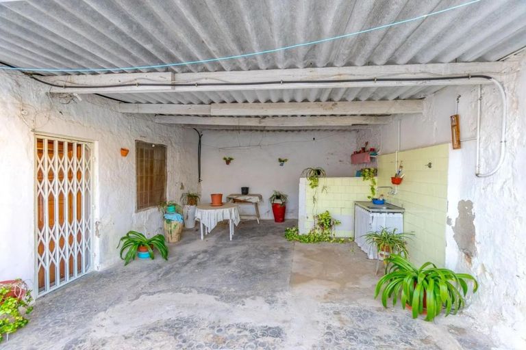 Property thumbnail 12