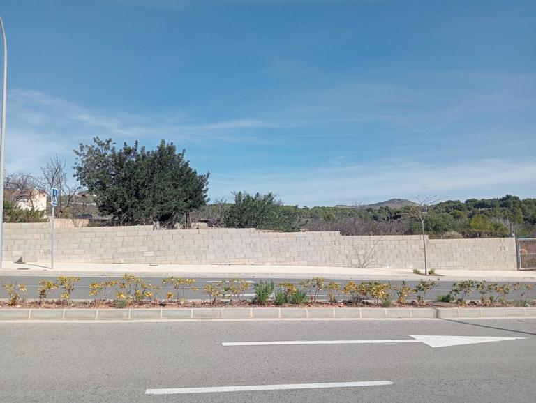 Property thumbnail 1