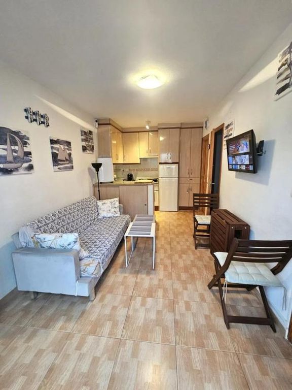 Property thumbnail 7