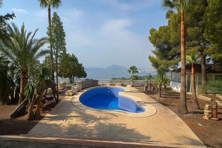 4 bedroom House / Villa in Costa Blanca, Costa Blanca - Property VC12068