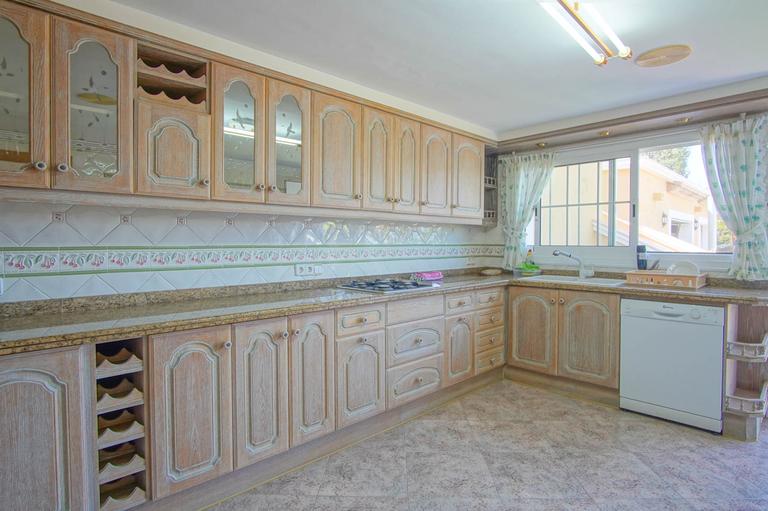 Property thumbnail 40